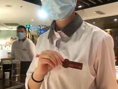 -海底捞火锅鲜切牛肉主题店(长寿路店)