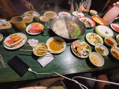 -老灶堂文创火锅(文艺路店)