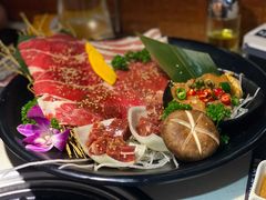 猫抓全家福-猫爪爪原切自助烤肉(观音桥阳光世纪店)