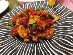 黑胡椒鱼球-金八仙酒店