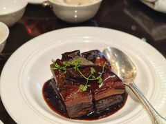黑松露鲍鱼红烧肉-北京四季酒店·采逸轩