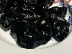 招牌墨鱼汁雪花牛肉饺-维园悦谱·海派家常菜(乌鲁木齐南路店)