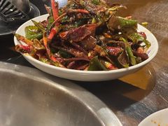-鸿顺老铁锅美蛙鱼府(解放碑店)