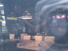 -SISTERS BAR RESTAURANT川意酒馆(嘉善老市H楼店)