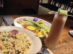 -喜洲吧·江畔老船厂·庭院餐厅(喜临院店)