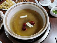 -东巴谷野生菌火锅餐厅