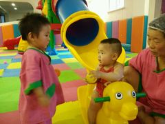 -绿岛汤泉韩式休闲会所