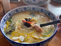 -桥香园过桥米线(国贸店)
