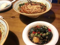 -重庆石磨豆花庄(乔庄店)