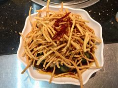 -霄汉牛三鲜湖北砂锅菜(万松园2店)