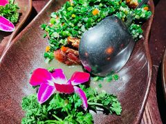 大理风味葱椒鸡-花马天堂云南餐厅 Lost Heaven(高邮路店)