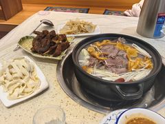-九寨特色牦牛肉汤锅 羊肉汤锅