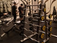 -W Fitness 威尔仕健身(北京英皇集团中心店)