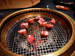 -铭牛烧肉·和牛海鲜自助(高新月牙湖店)