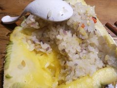 -茶花妹子云南餐厅(传媒大学店)