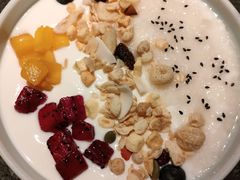 金桃酸奶-丝路金桃·新疆菜(徐汇店)