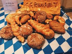 -李沧绿城喜来登酒店大堂吧