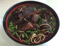 大肉面-小龙大肉面馆