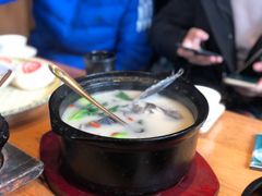 农夫山泉炖的鱼头（奶汤）-7017浙菜•建德味(中财店)