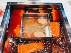 鸳鸯锅-红鼎坊·老成都火锅(新南门店)