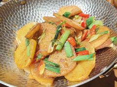 -隔壁老王·家常云南菜(花巷店)