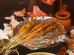 -何师烧烤Pro ·江湖川菜·小龙虾·精酿啤酒(太古里旗舰店)