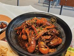 -肥肥虾庄·金牌油焖大虾(杨园滨江时代walk店)