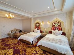 -满洲里口岸套娃景区