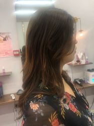 -茶发Salon·烫发染发理发