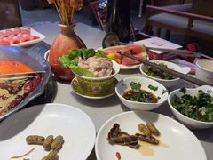 -渝大龙重庆火锅(温泉月亮湾店)