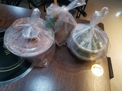 -虾弄弄海派小龙虾·牛羊蝎子火锅