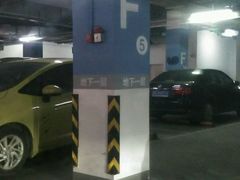 -松江万达广场-停车场