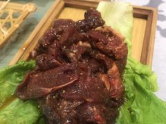 -犇牛记·鲜牛肉火锅
