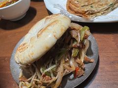 -老兰家传统烧烤炒菜泡馍(小南门店)