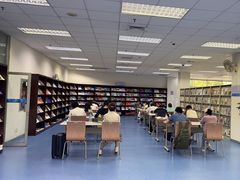 -南山图书馆(常兴路店)