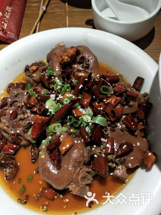 胡大饭馆(沈阳分店)美容香辣猪蹄图片 - 第8张