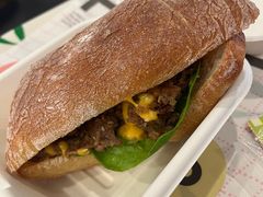 芝士牛肉恰巴塔-PAOPAO Bakery&Café(港汇店)