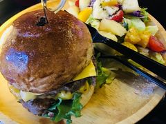 -龙治汉堡(中华城店)