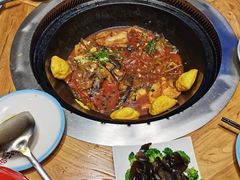 -山妹子铁锅炖