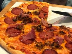 肉类爱好者-叫板比萨(荟聚购物中心店)