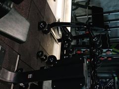 -光猪圈健身(津投广场店)
