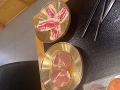 -臻牛烤肉