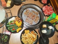 -千滋百味自助烤肉火锅(东门町店)