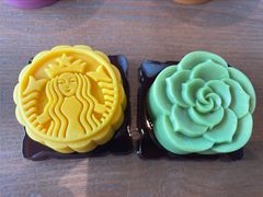 -星巴克(武汉金色港湾店)