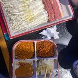 2月14日大家的情人节，我俩的一周年纪念日