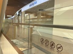 -瑞尔齿科(上海长风大悦城店)