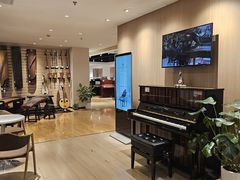 -柏斯音乐艺术中心·钢琴·吉他(上音店)