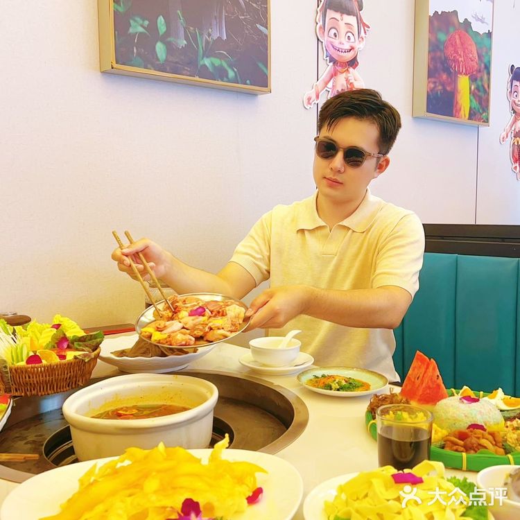 大理超惊喜的酸汤火锅，味蕾直接“撒野”