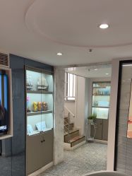 -咪咪专业脱毛连锁机构