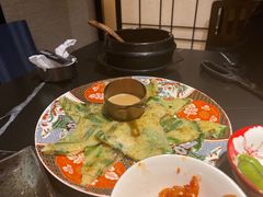 -山川小町·极番烧肉(新地假日广场店)